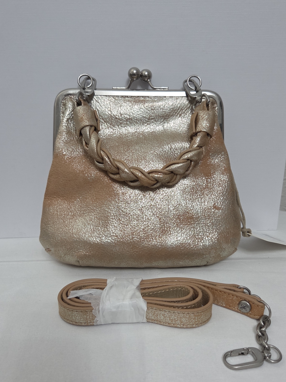 Hobo Alba Crossbody